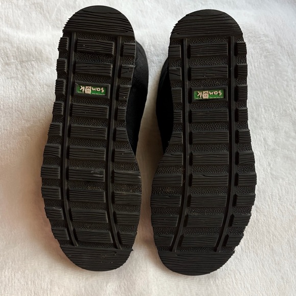 Sanuk Men's Black Lace-Up Boots - Picture 3 of 7